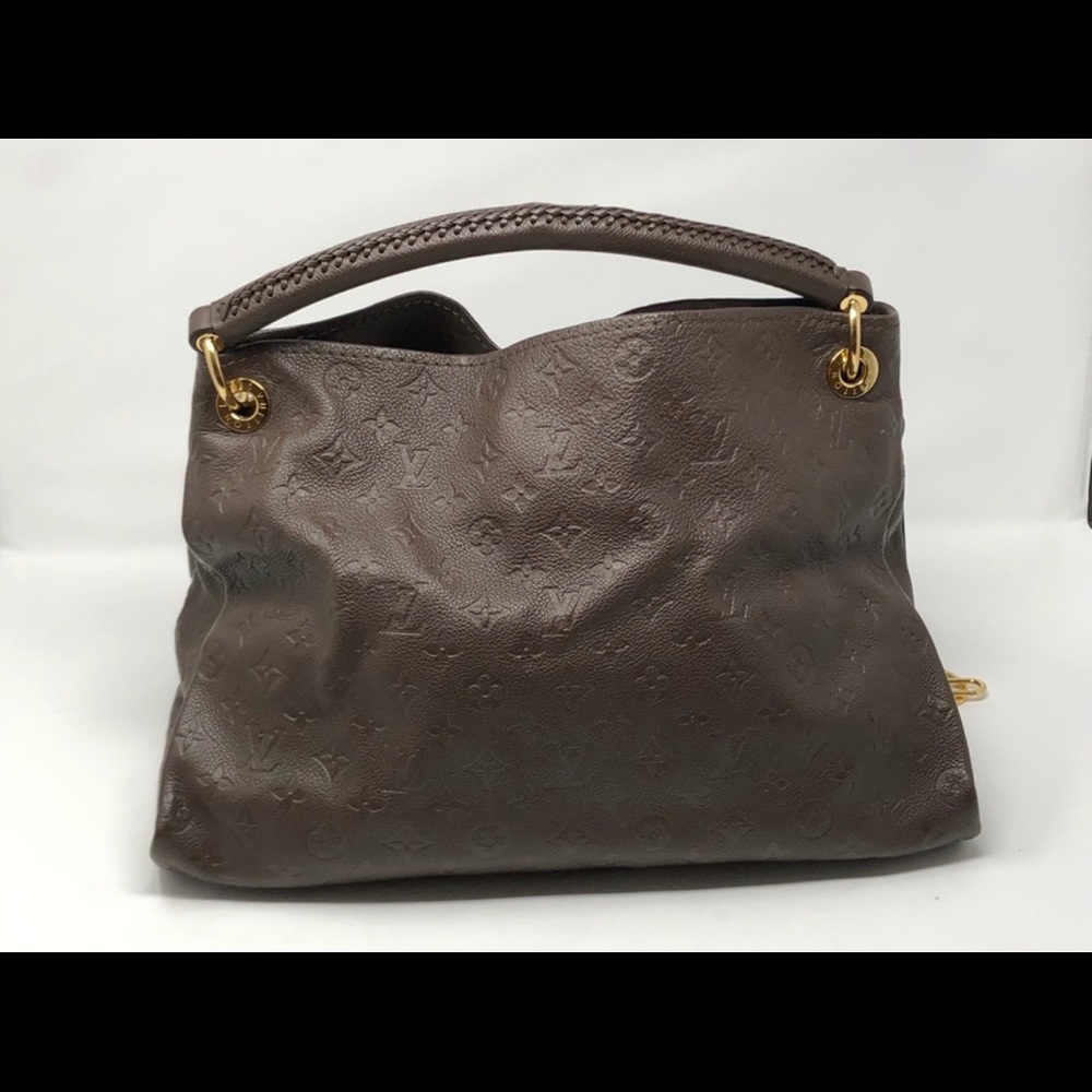 Authentic LV Artsy MM
